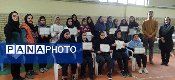 مسابقات شطرنج متوسطه دختران شهرستان قدس 