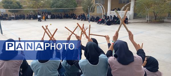 برگزاری المپیاد درون مدرسه‌ای در دبیرستان محمودیه تربت‌حیدریه