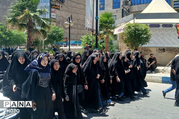 میزبانی در شهرستان رباط کریم از عزاداران امام حسین در ظهر عاشورا