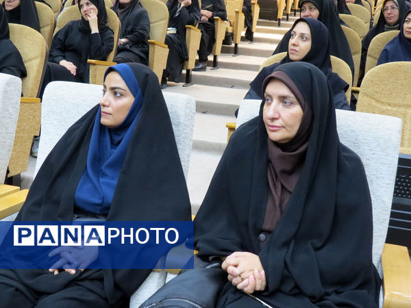برگزاری دومین همایش بانوان کار آفرین استان در بجنورد