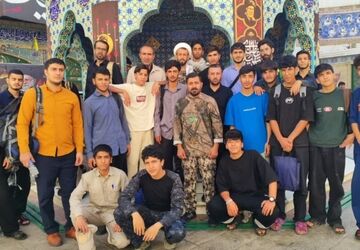 حضور دانش‌آموزان بسیجی کهگیلویه وبویراحمد در مراسم وداع با قائد شهید امت 