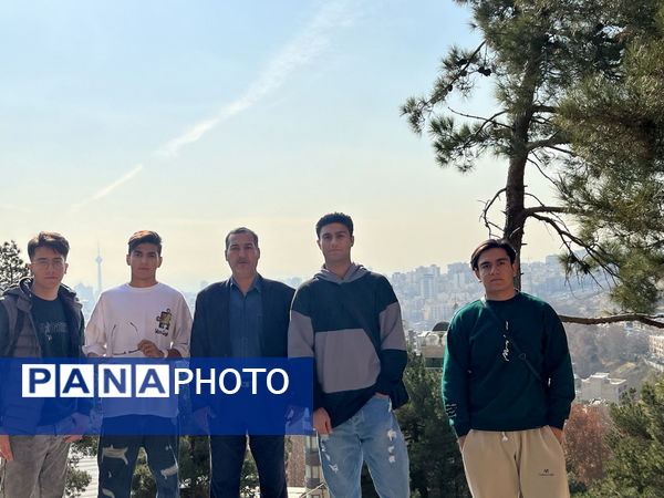 بازدید علمی دانش‌آموزان دبیرستان هدایتی قم از دانشگاه شهید بهشتی تهران 