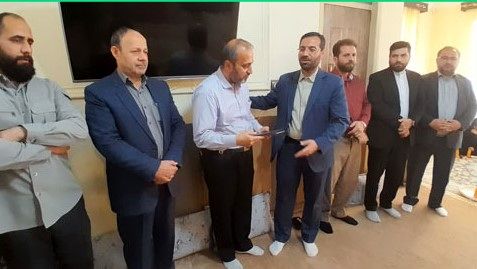 تجلیل از خانواده شهیدان، تقوی‌طلب با مشارکت دانش‌آموزان ناحیه 2همدان