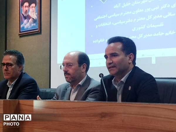 نشست اختصاصی بانوان خلیل‌آباد با معاون سیاسی اجتماعی استانداری خراسان رضوی
