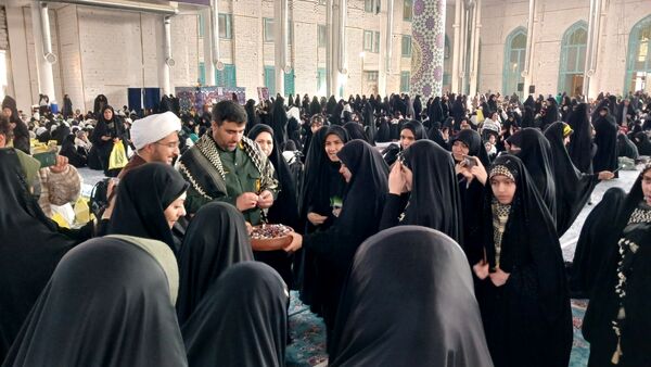 برگزاری اجتماع بزرگ حلقه صالحین در مصلی کرج 