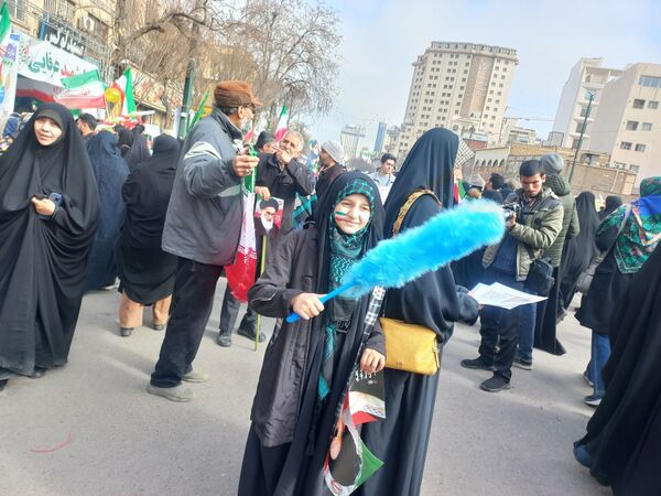 نسل فردا در مسیر انقلاب