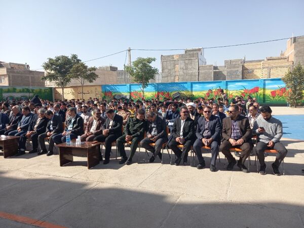 نواختن زنگ مهر و ایثار در شهرستان شیروان