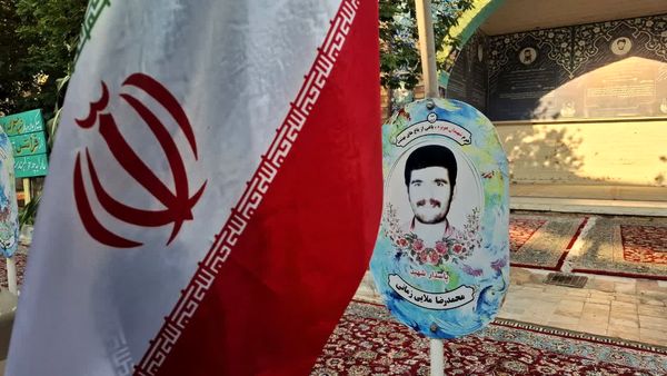 حس و حال دختران دانش‌آموز قم در اردوی راهیان نور