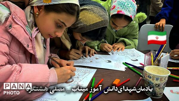  آیین طراحی تصویر رهبر شهید در یادمان شهدای دانش آموزی میناب