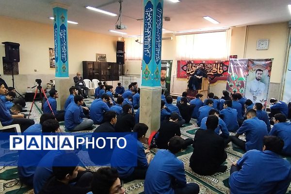 اولین یادواره شهدای سمپاد در جنگ ۱۲ روزه با محوریت «طرح لاله‌های روشن» در ناحیه دو شهرری 