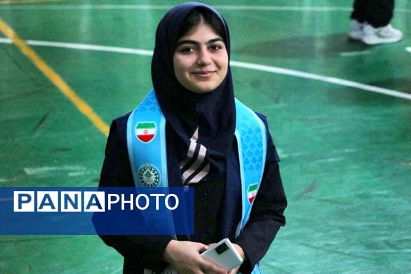 همایش «یاوران انقلاب» در بهارستان‌دو