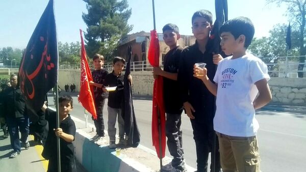 جاماندگان اربعین حسینی در  راهپیمایی حرم تا حرم نیشابور 