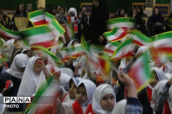 تجلی همدلی و شور میهن‌دوستی در دومین همایش «وطن‌یار»