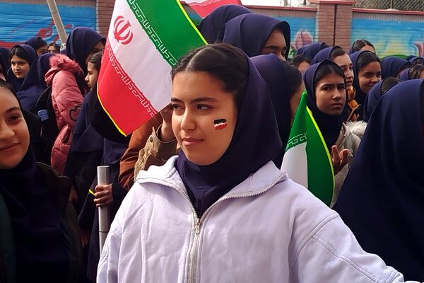 فرزندان ایران از مدارس شهریار تا راهپیمایی