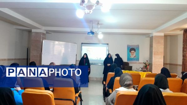 برگزاری مجمع پیشتازان دختر ناحیه 3 کرج