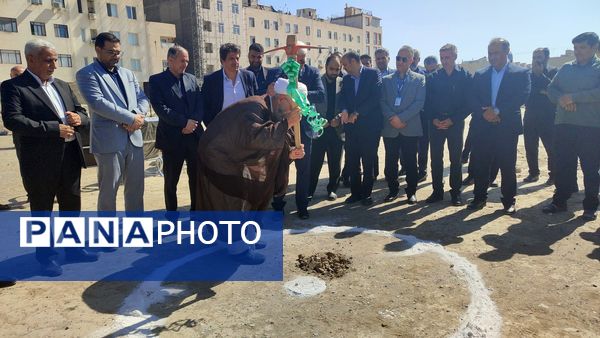آیین کلنگ زنی آموزشگاه جعفر برزگر ناحیه یک مشهد