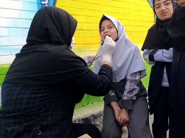 وارنیش فلوراید برای دانش آموزان دبستان ناهید نخودی 