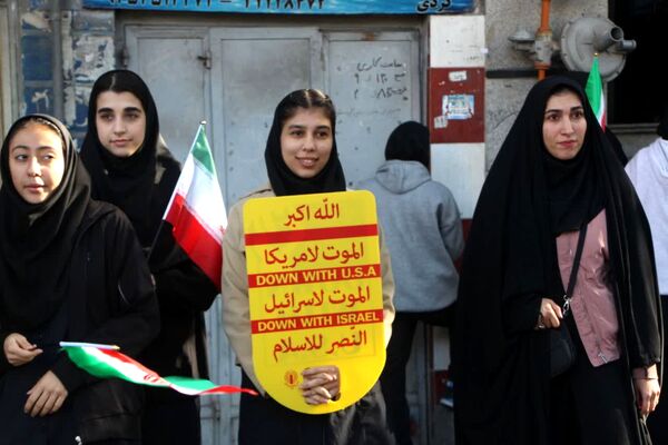 خروش دانش‌آموزان گرگانی در روز حماسه و بصیرت