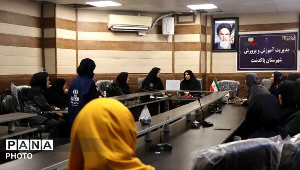 هم‌اندیشی مراقبین سلامت پاکدشت برای اجرای بهتر «ماموریت ماکان»