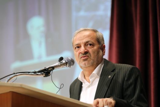 نهضت مدرسه‌سازی و توسعه فضاهای آموزشی یک اقدام تربیتی برای دانش‌آموزان محسوب می شود