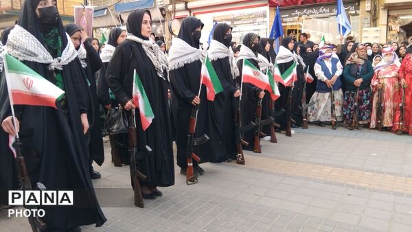 اجتماع و رزمایش بزرگ 2000 نفری دختران جانفدای اهر