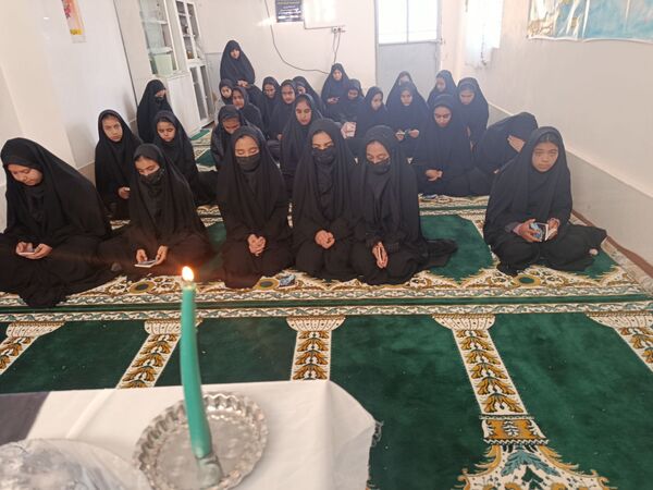 مراسم سوگواری شهادت حضرت فاطمه زهرا س در مدرسه گلشاد خلیل آباد 