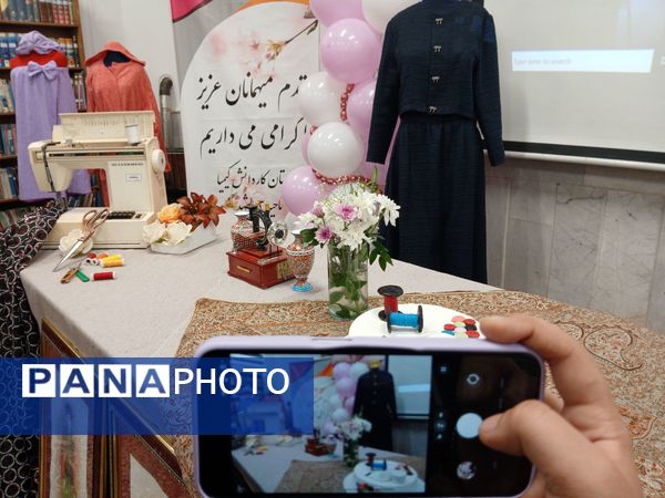 جشن روز خیاط درهنرستان کیمیاناحیه۳