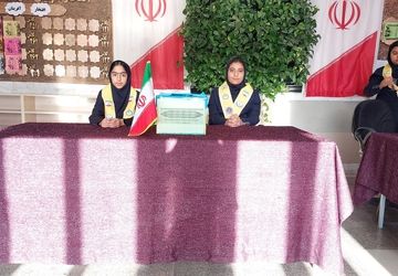  انتخابات شورای دانش آموزی در دبیرستان هوشیار