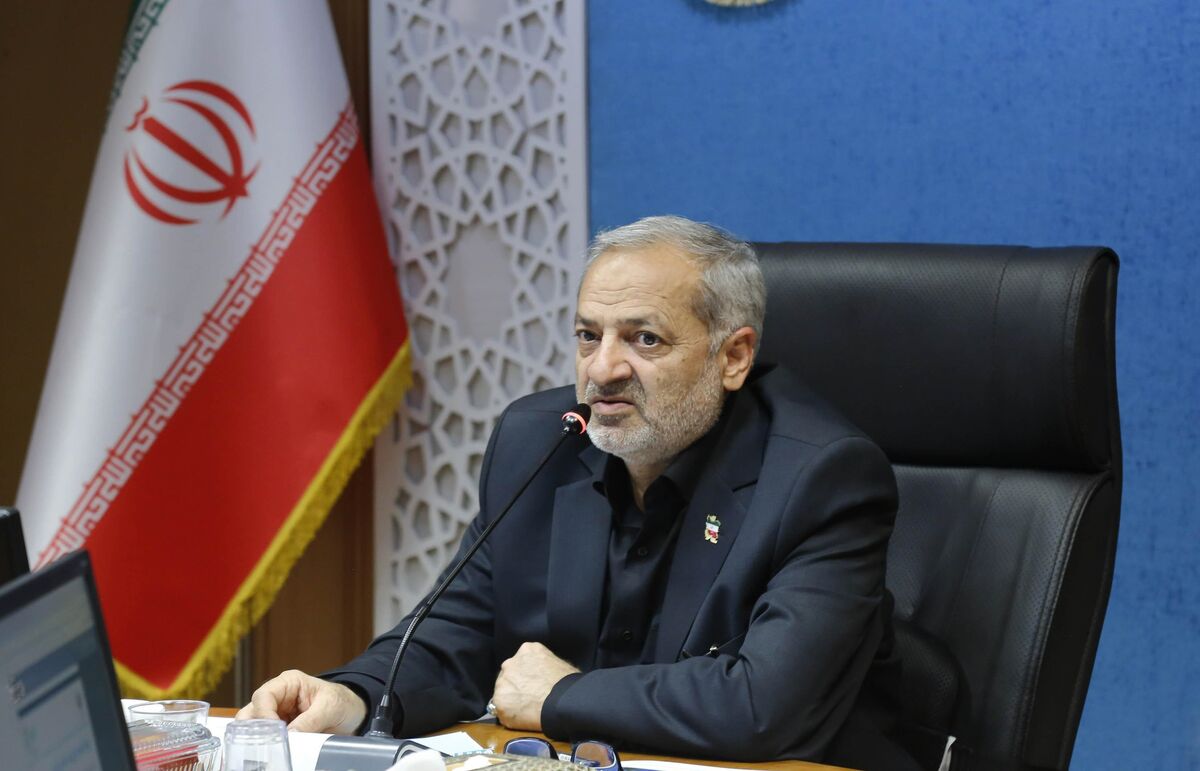«کارت نشاط»؛ گامی نو برای عدالت آموزشی و حمایت هوشمند از دانش‌آموزان/ حمایت ۵ میلیارد تومانی وزارت آموزش و پرورش از پویش «کارت نشاط»