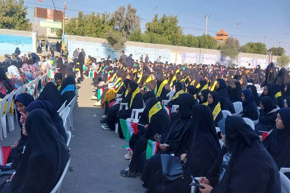 مانور یاوران انقلاب دانش‌آموزان عشایری