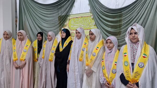 روز دوم دلدادگی دختران نوجوان و جوان البرزی