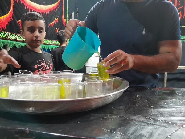 خدمت‌رسانی به زائران دهه آخر ماه صفر در ایستگاه‌های صلواتی موکب‌های مشهد
