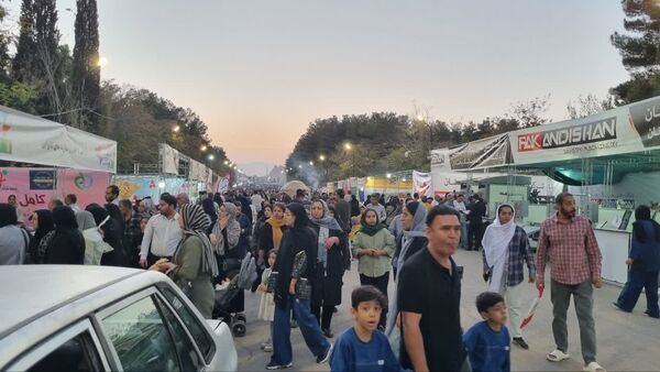 پایان بخش جشنواره نان گرم با حضور گرم مردم