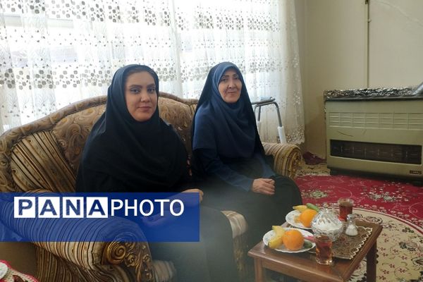 یادواره شهدای دانش‌آموز در دبستان دانش‌رودهن 