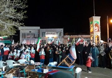 مراسم گرامیداشت اربعین دانش‌آموزان میناب در صفی‌آباد
