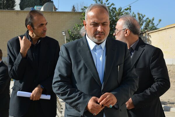بازدید مدیران‌کل آموزش و پرورش و سازمان نوسازی مدارس استان تهران از زمین چمن روستای اورین