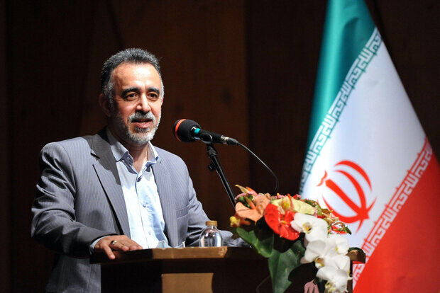 تبریک مدیرکل هنرهای نمایشی به مدرسان و معلمان تئاتر کشور