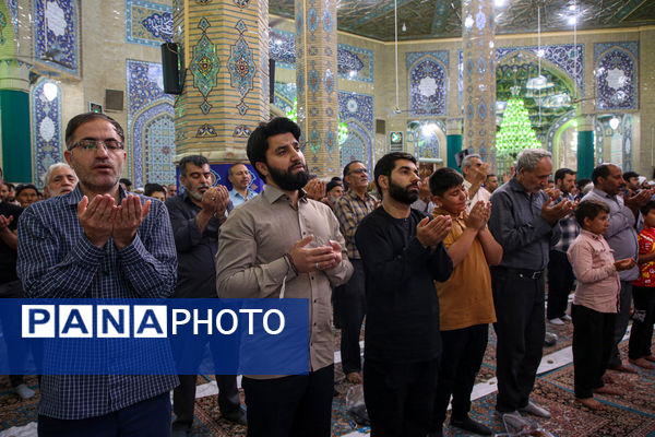 نماز عید قربان در مسجد مقدس جمکران