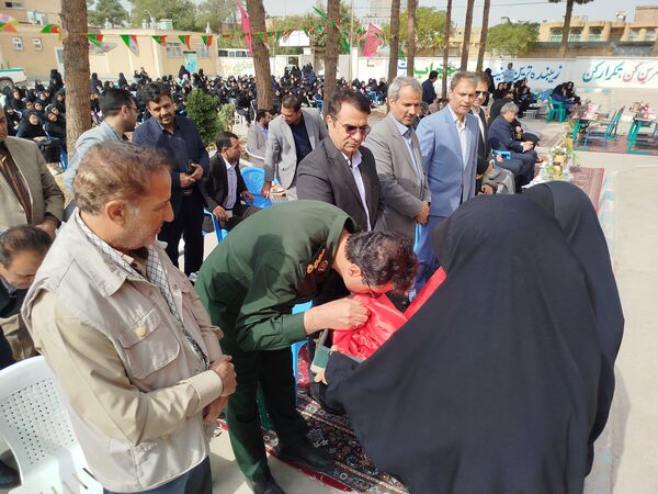 آغاز سال تحصیلی جدید و نواختن زنگ مهر در کاشمر