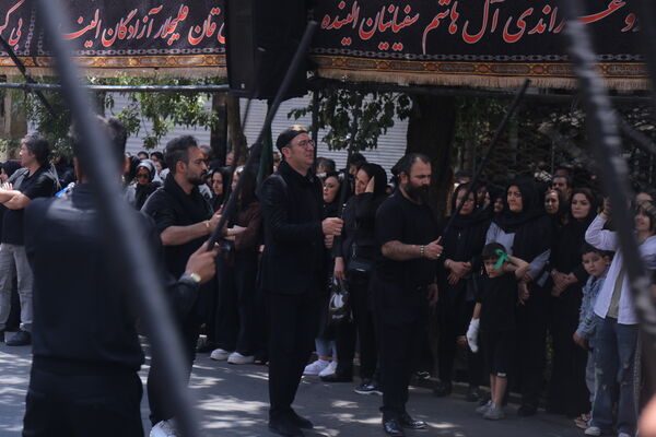 ظهر عاشورایی شهر اولین‌ها
