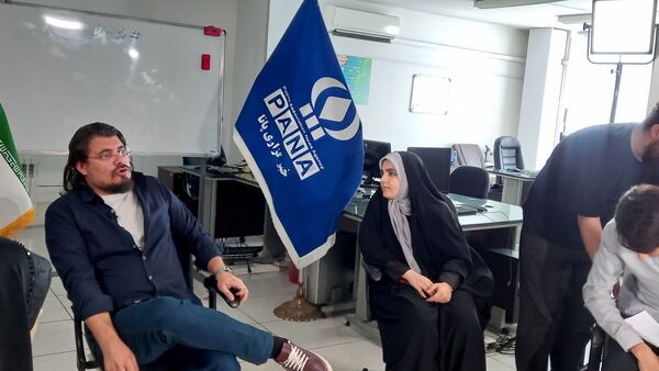 حضور دانش‌آموز خبرنگاران پانا شهرستان‌های تهران در مناظره و نشست انتخاباتی ر‌أی‌اولی‌ها