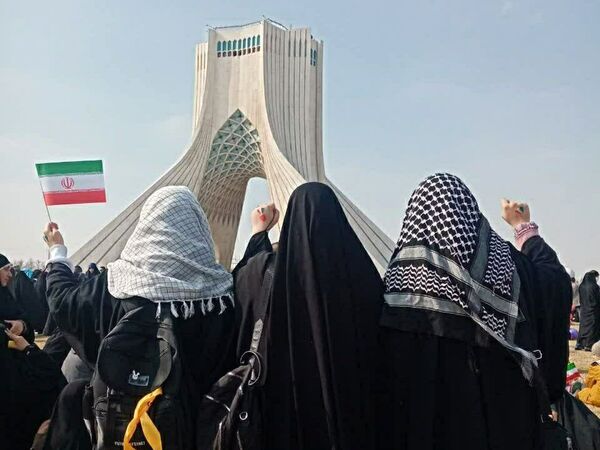چهل و ششمین سالگرد آزادی و اقتدار ملی با حضور میلیونی ایرانیان