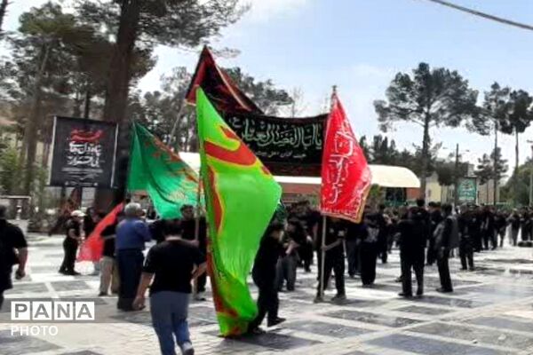 طنین “یا اباالفضل” در رواق‌های امامزاده عمادالدین؛ تجلی ارادت رباط‌کریمی‌ها در ظهر تاسوعا