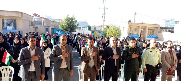 مراسم نکوداشت هفته پدافند غیرعامل در مدارس شهرستان هلیلان