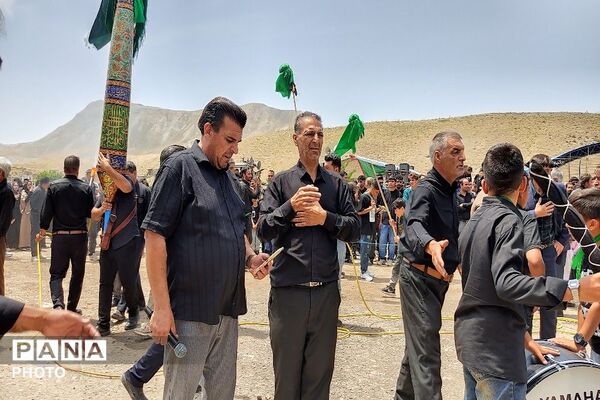 آیین باشکوه عزاداری امام حسین علیه السلام در روز عاشورای حسینی-۱