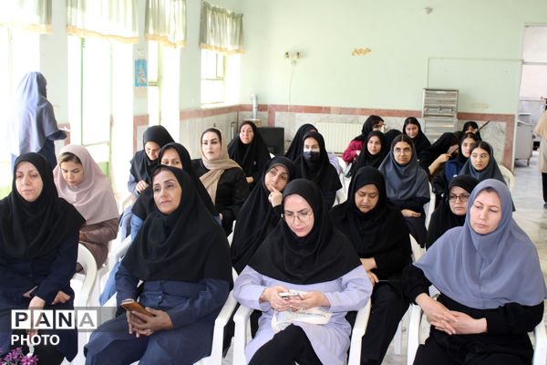 زنگ سپاس معلم در دبیرستان شبانه‌روزی فضیلت