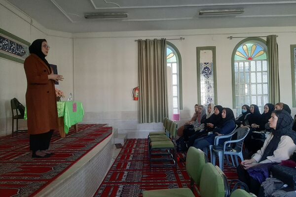 دومین جلسه آموزش خانواده در دبیرستان پویش