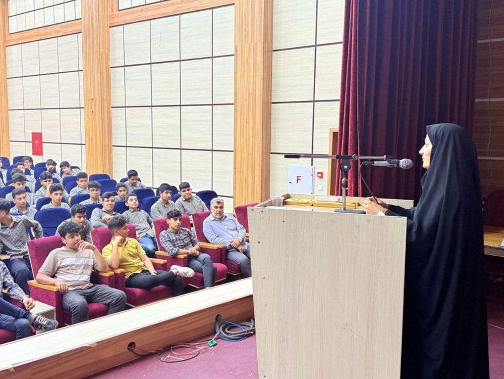 همایش هدایت تحصیلی در گناوه