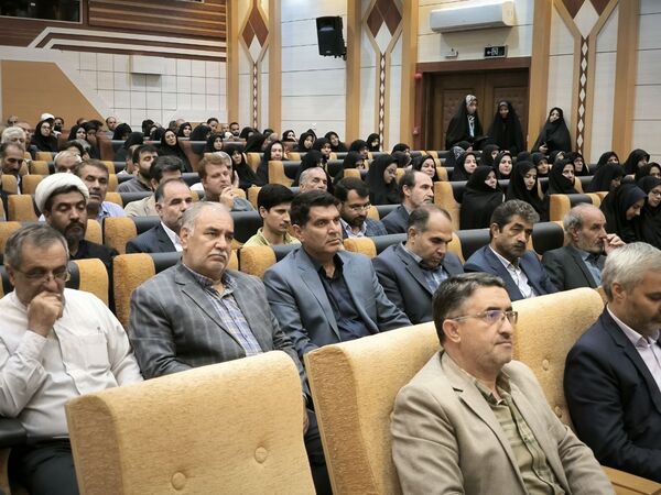 مراسم تکریم مدیر پیشین آموزش و پرورش شهرستان گناباد