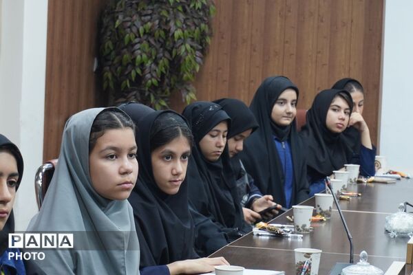نشست هم‌اندیشی خبرنگاران پانا بهارستان؛ تجلیل از برترین‌ها و استقبال از اعضای جدید